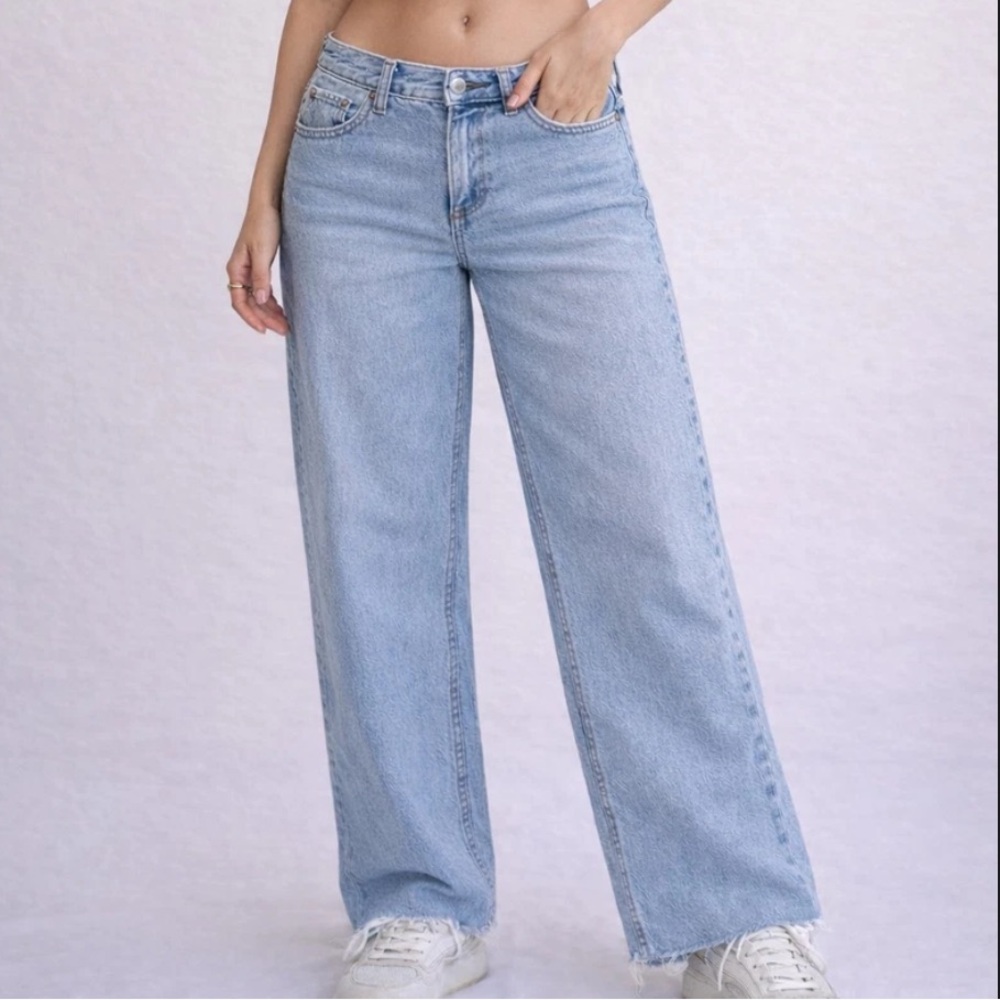 Abercrombie & Fitch Ultra Loose Low Rise Jeans Curve Love - Size 31